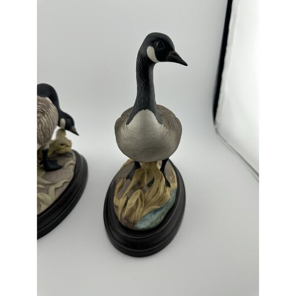 BOEHM Canadian Geese Porcelain Figurines Set of Two w/ Stands 1953 #408N #408 - Picture 8 of 14